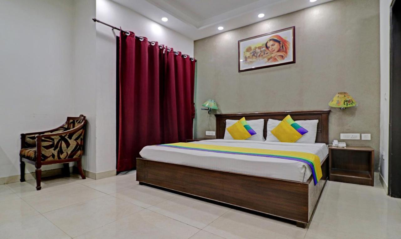 Itsy Hotels Hamlets Stay Нойда Екстер'єр фото