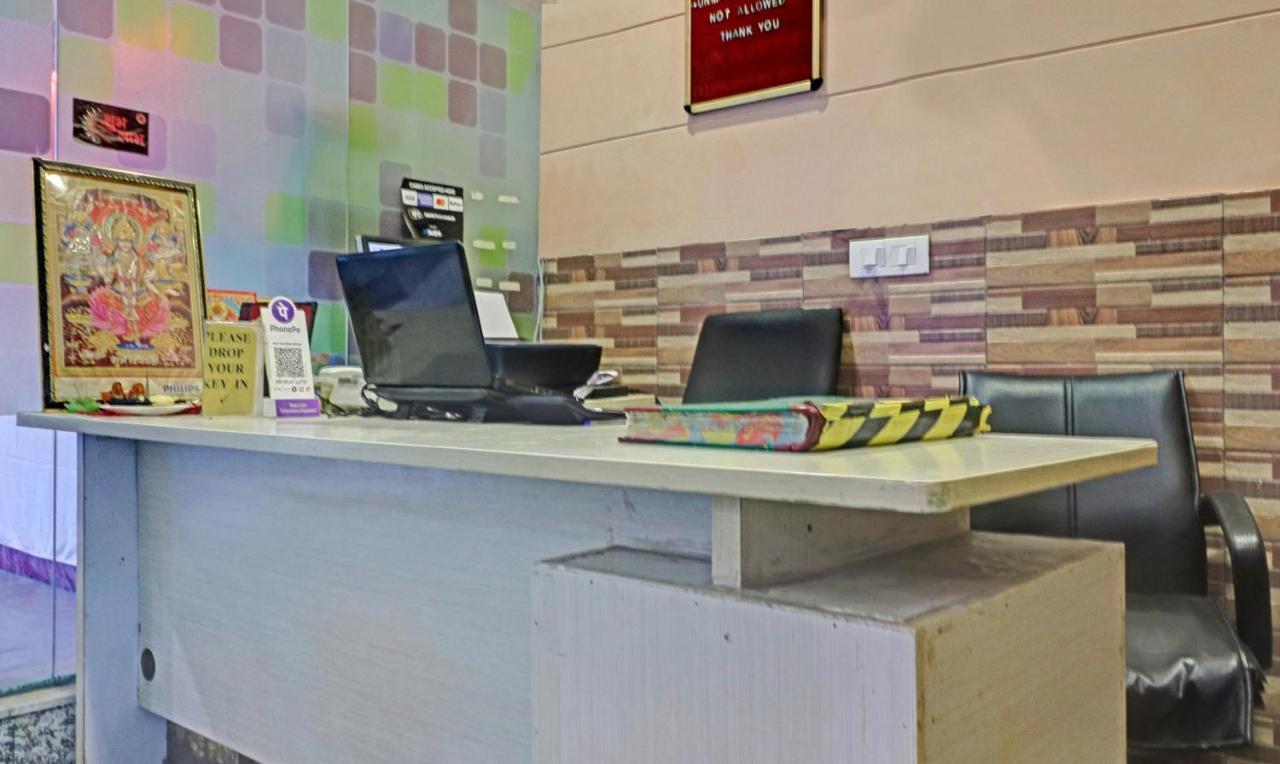 Itsy Hotels Hamlets Stay Нойда Екстер'єр фото