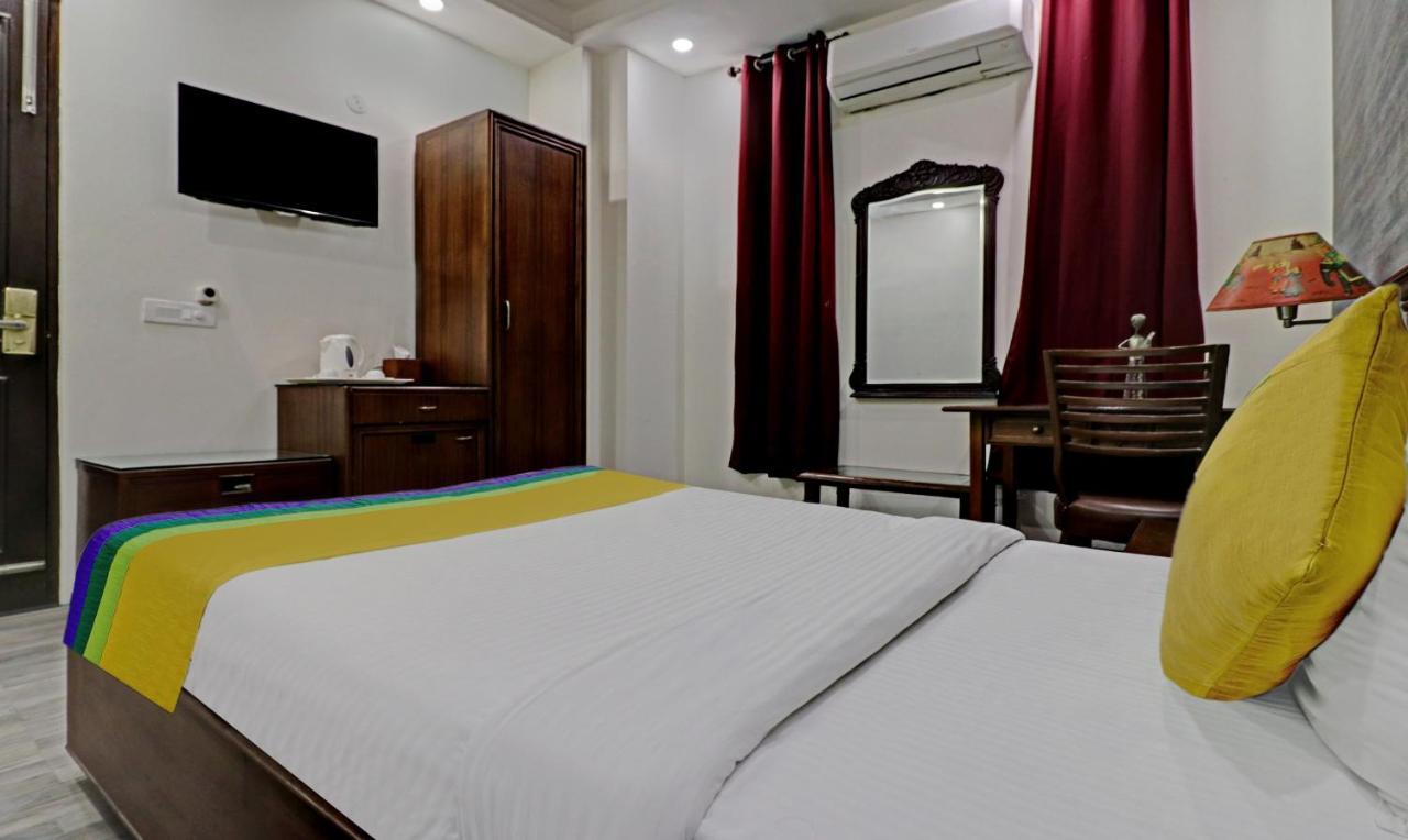 Itsy Hotels Hamlets Stay Нойда Екстер'єр фото
