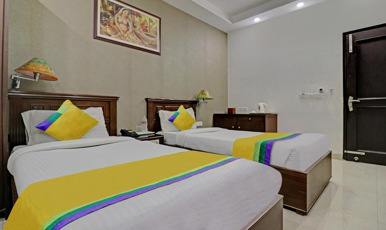 Itsy Hotels Hamlets Stay Нойда Екстер'єр фото