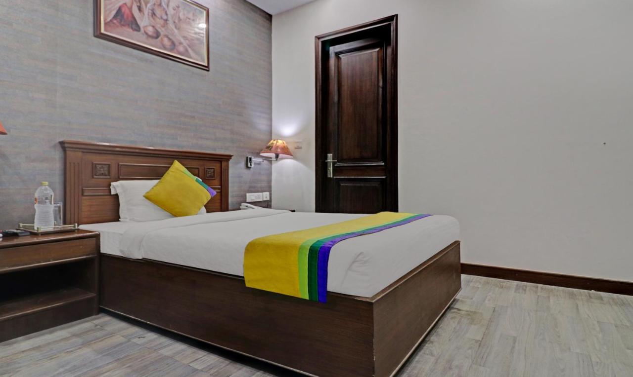Itsy Hotels Hamlets Stay Нойда Екстер'єр фото