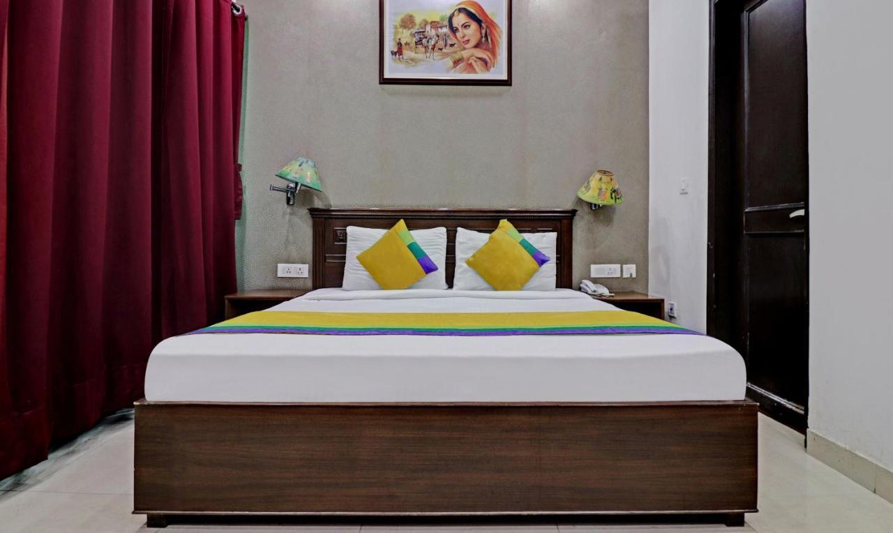Itsy Hotels Hamlets Stay Нойда Екстер'єр фото